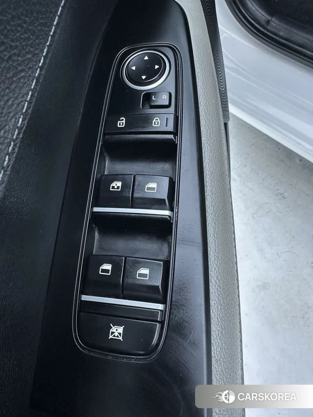Kia K3 2023 Белый из Китая, фото 6