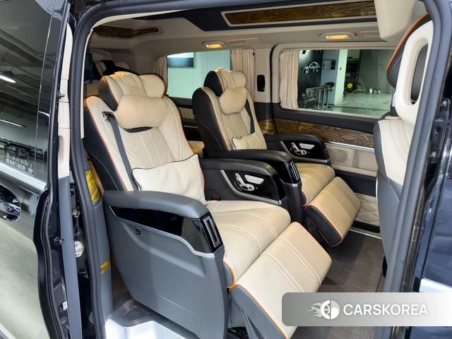 Mercedes-Benz V-class 2023 Черный из Китая, фото 6