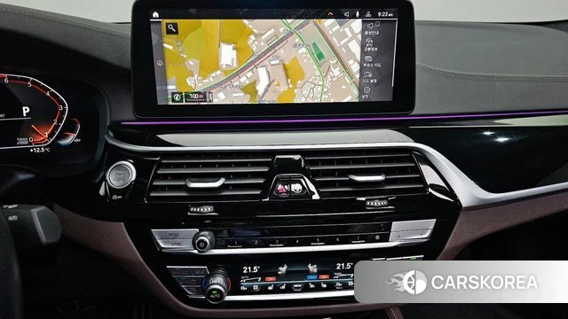 BMW 5 Series (G30) 2023 Синий из Кореи, фото 6