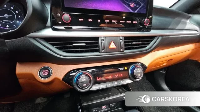 Kia The New K3 2nd generation 2022 Белый из Кореи, фото 6