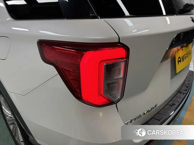 Ford Explorer 2021 Белый из Китая, фото 6