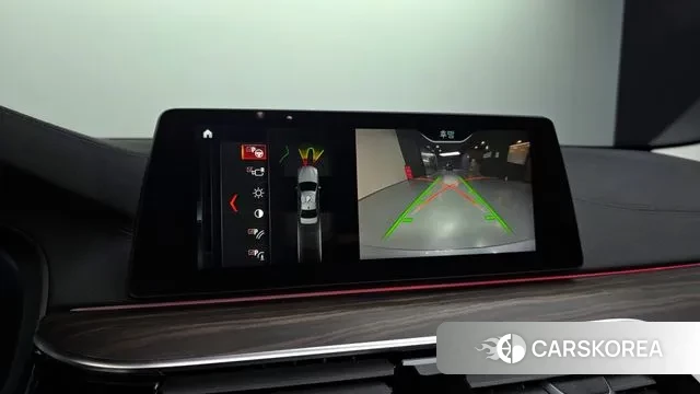 BMW 5 Series (G30) 2018 Светло-серебряный цвет из Кореи, фото 6