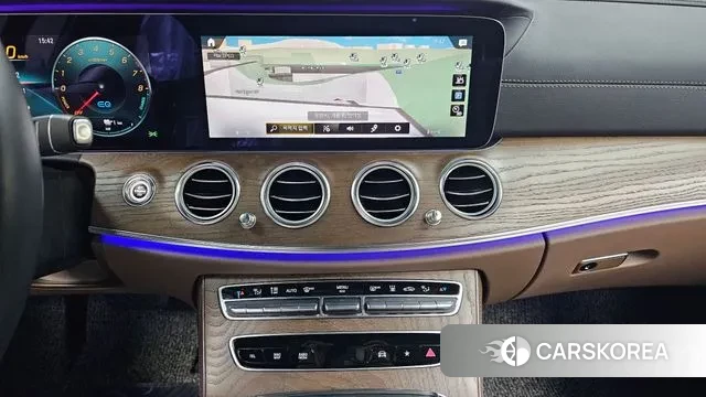 Mercedes-Benz E-Class W213 2020 Белый из Кореи, фото 6