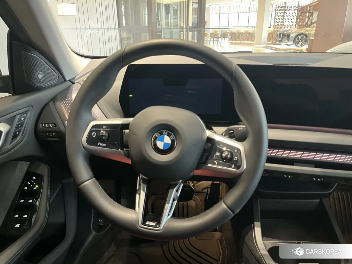 BMW 2 series 2025 Красный из Китая, фото 6