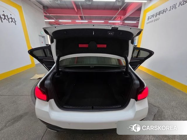 BMW 5 Series (G30) 2021 Белый из Кореи, фото 6