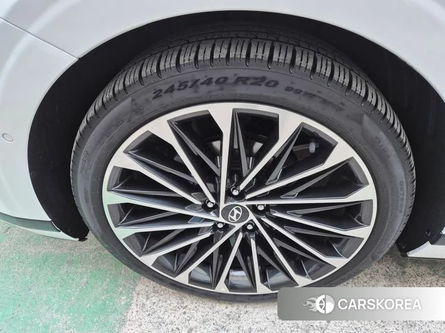 Hyundai Grandeur Hybrid (GN7) 2025 Белый из Кореи, фото 6