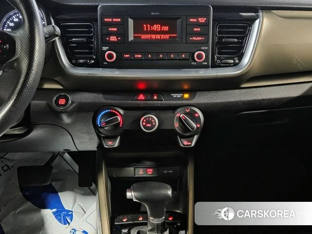 Kia Stonic 2018 Синий из Кореи, фото 6