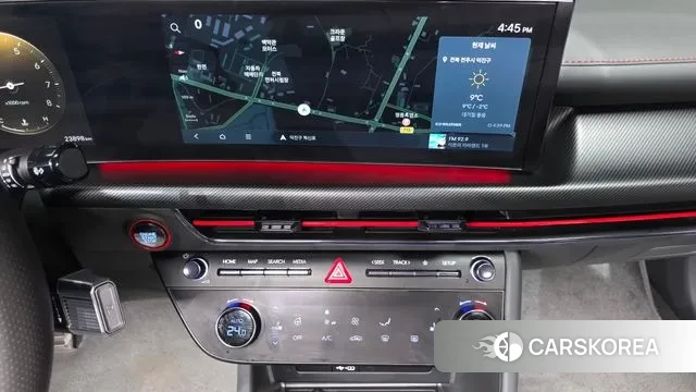 Hyundai Sonata D Edge (DN8) 2024 Светло-серебряный цвет из Кореи, фото 6