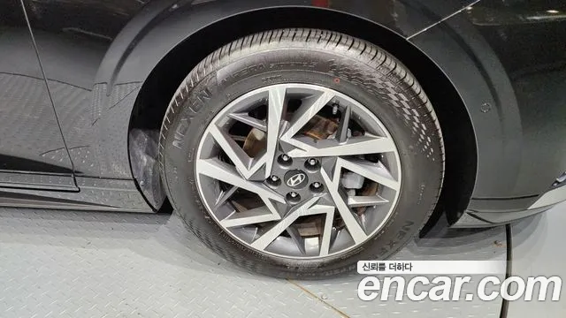 Hyundai Grandeur Hybrid (GN7) id 2695382 из Кореи 6