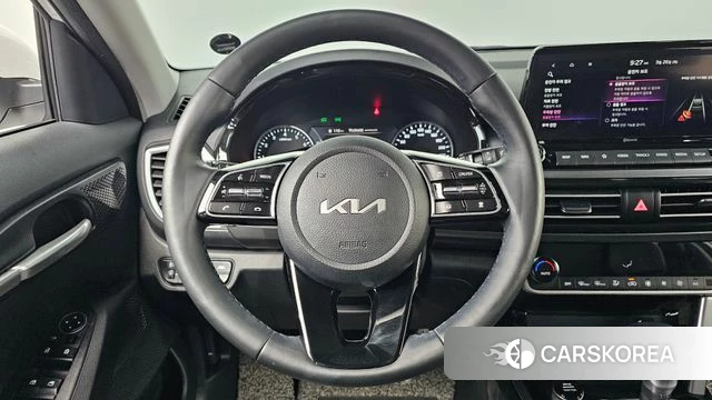 Kia Seltos 2022 Белый из Кореи, фото 6