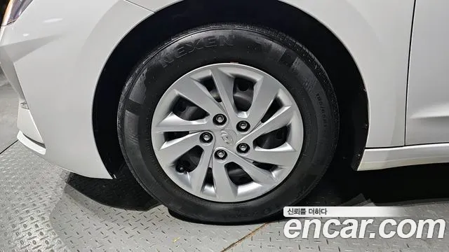 Hyundai The New Avante AD id 2676379 из Кореи 6