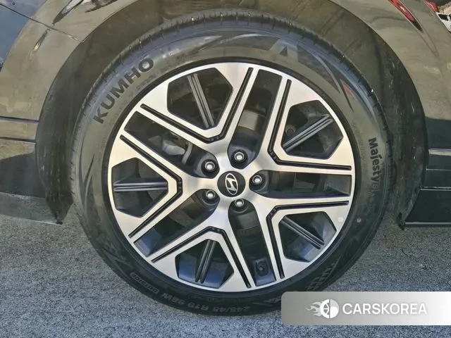 Hyundai Grandeur Hybrid (GN7) 2023 Черный из Кореи, фото 6