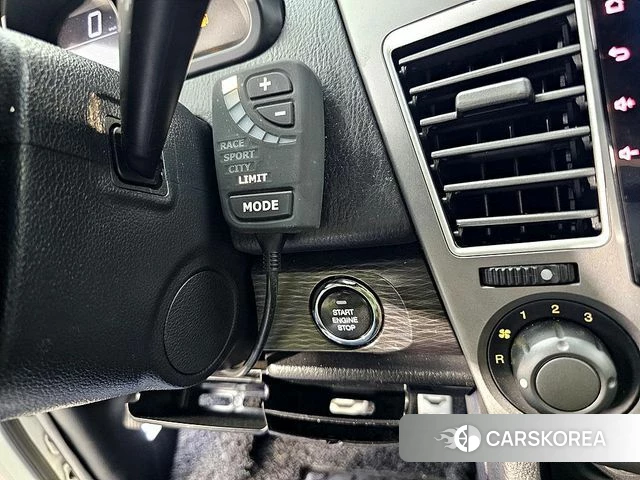 Ssangyong Korando Turismo 2018 Жемчужный цвет из Кореи, фото 6