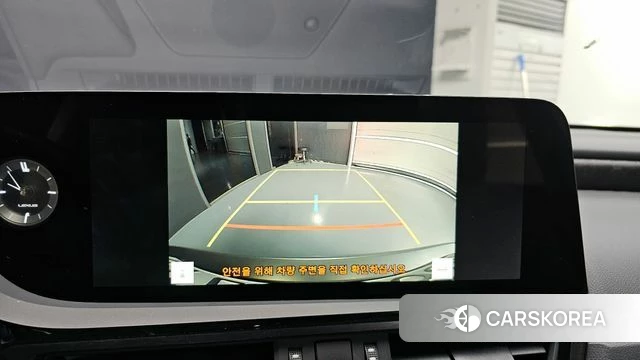 Lexus ES300h 7th generation 2022 Серебристо-серый из Кореи, фото 6