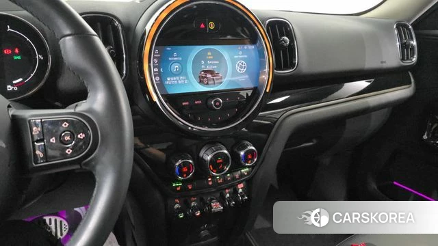 Mini Cooper Countryman 2023 Песочный из Кореи, фото 6