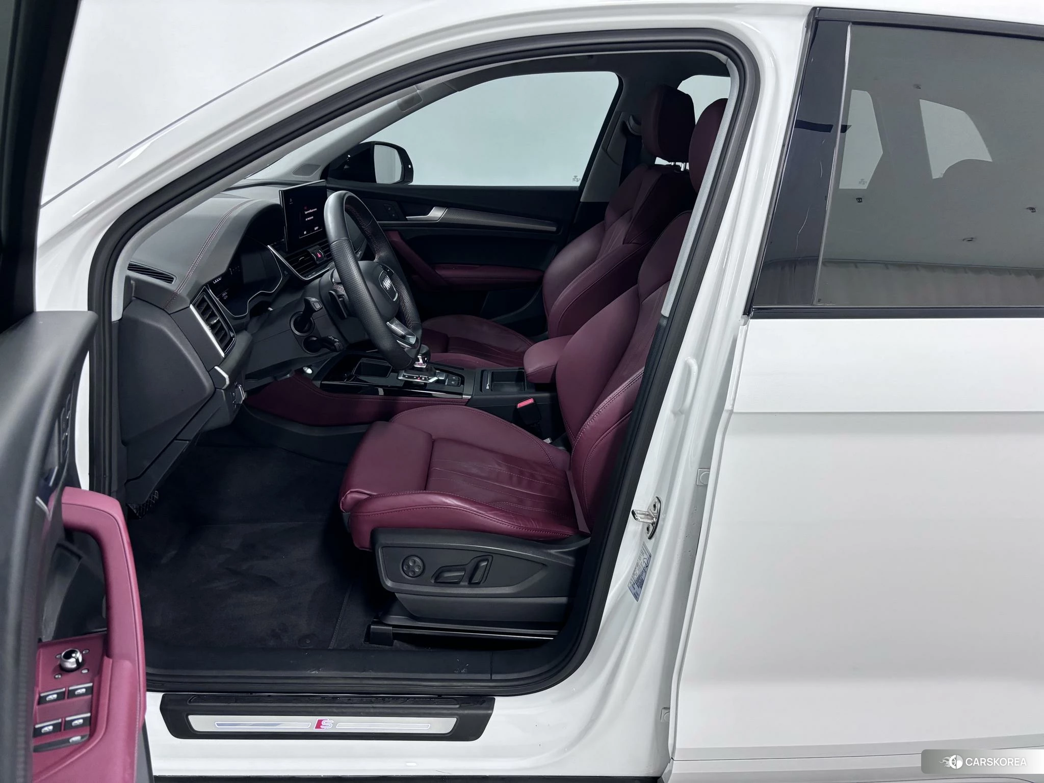 Audi Q5L 2021 Белый из Китая, фото 6