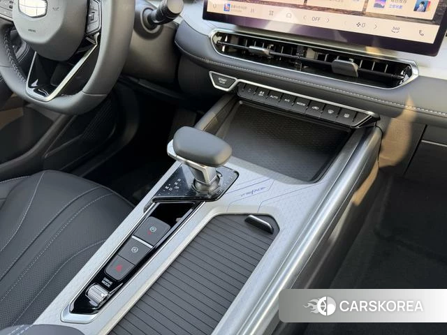 Geely Automobile Xingrui 2026 Белый из Китая, фото 6