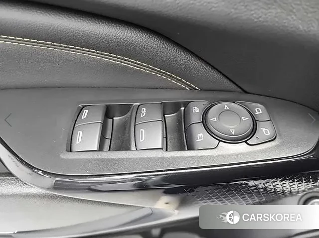 Chevrolet (GM Daewoo) Trax Crossover 2023 Белый из Кореи, фото 6