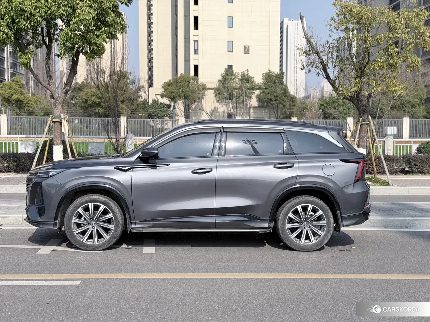 Chang'an CS75PLUS 2024 Silver/gray из Китая, фото 6