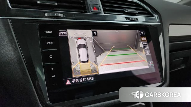 Volkswagen Tiguan Allspace 2023 Белый из Кореи, фото 6