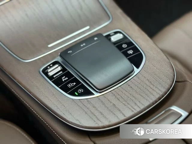 Mercedes-Benz E-class 2023 Черный из Китая, фото 6