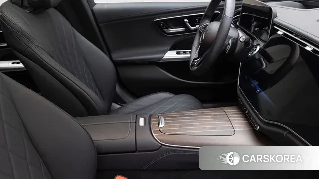 Mercedes-Benz E-Class W214 2024 Белый из Кореи, фото 6