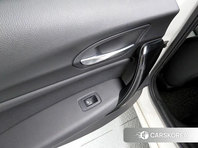 BMW 1 Series (F20) 2018 Белый из Кореи, фото 6