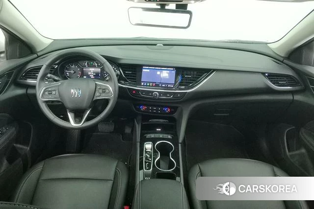 Buick Regal 2024 Белый из Китая, фото 6