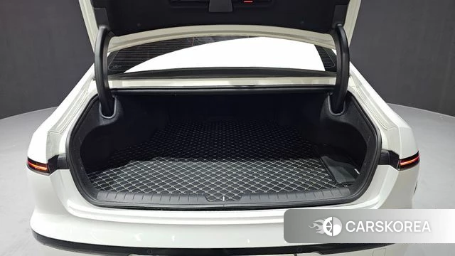 Hyundai Grandeur (GN7) 2023 Белый из Кореи, фото 6