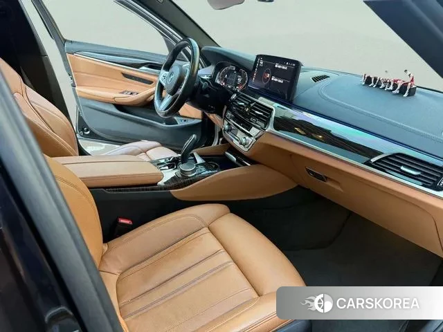 BMW 5 Series (G30) 2021 Серый из Кореи, фото 6