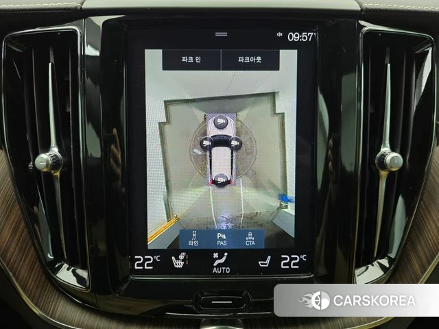 Volvo XC60 second Generation 2021 Синий из Кореи, фото 6