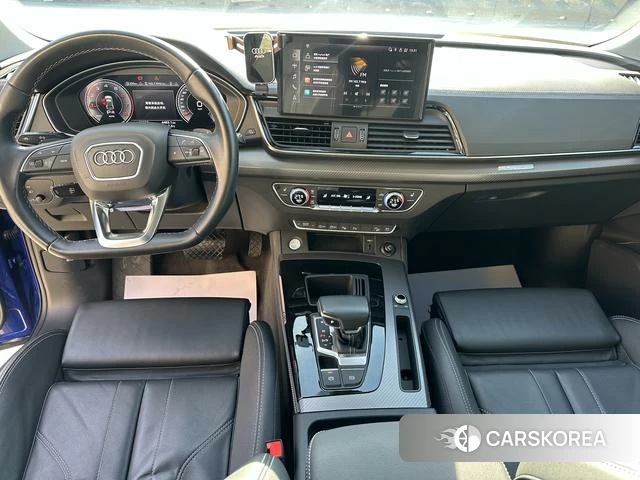 Audi Q5L 2021 Черный из Китая, фото 6