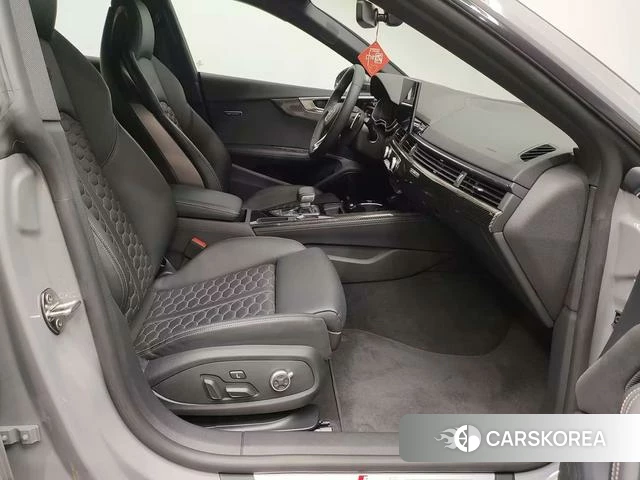 Audi RS 5 2025 Серебристо-серый из Китая, фото 6