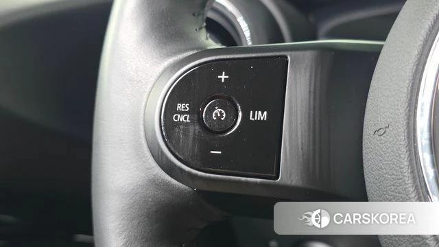 Mini Cooper 2023 Красный из Кореи, фото 6