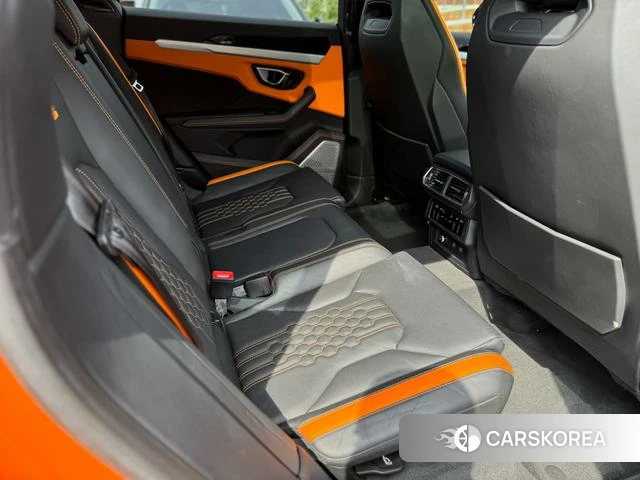 Lamborghini Urus 2023 Оранжевый из Китая, фото 6