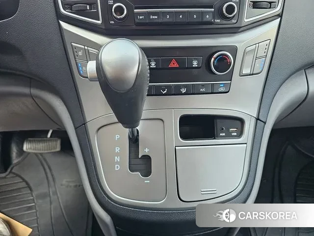 Hyundai The New Grand Starex 2021 Белый из Кореи, фото 6