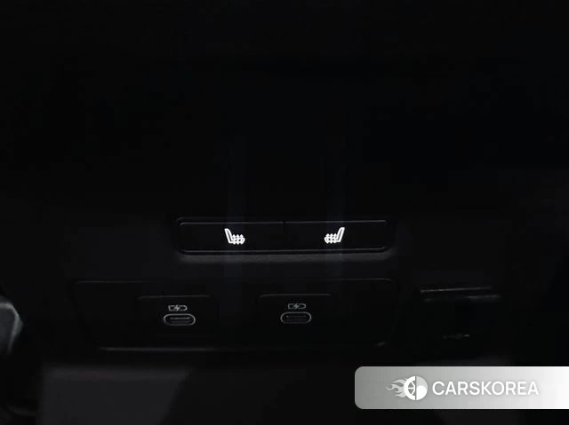 Land Rover Range Rover Velar 2025 Черный из Кореи, фото 6