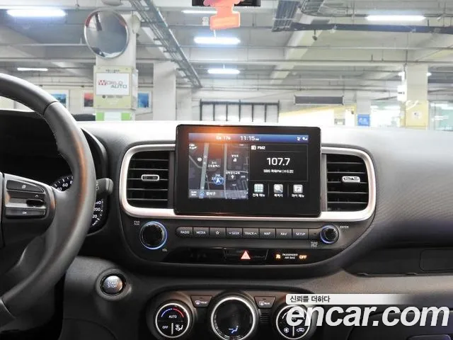 Hyundai Venue 2020 Серебристо-серый из Кореи, фото 6