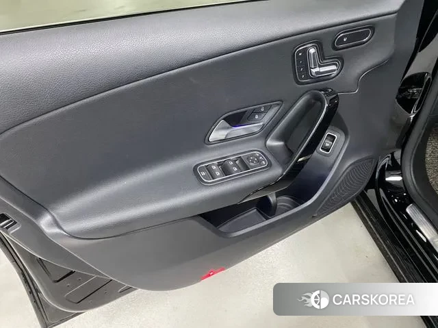 Mercedes-Benz A-Class W177 2020 Черный из Кореи, фото 6