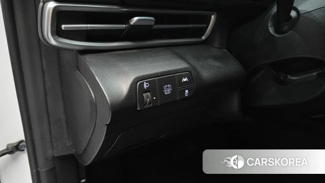 Hyundai Avante Hybrid (CN7) 2023 Белый из Кореи, фото 6