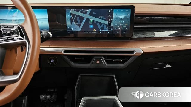 Ssangyong Torres EVX 2024 Белый из Кореи, фото 6