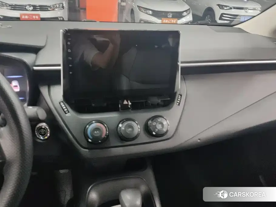 Toyota Corolla 2023 Белый из Китая, фото 6