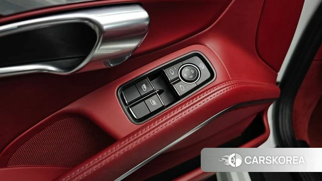 Porsche 718 Boxster 2019 Белый из Кореи, фото 6