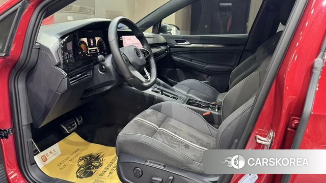 Volkswagen Golf 2023 Красный из Китая, фото 6