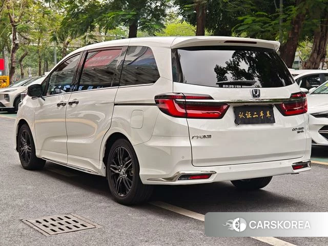 Honda Odyssey 2023 Белый из Китая, фото 6