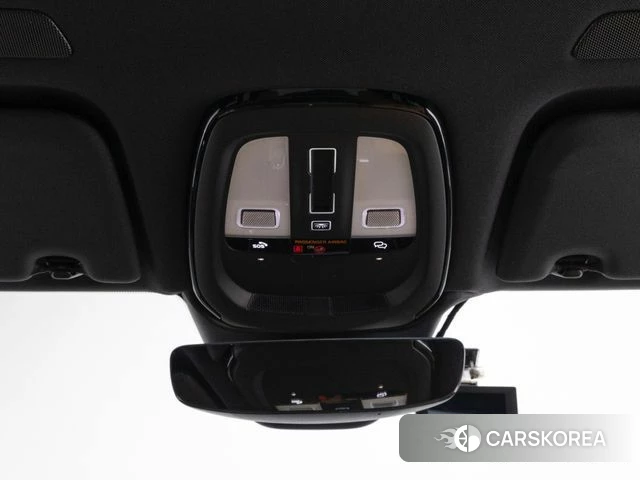 Volvo XC60 second Generation 2025 Белый из Кореи, фото 6