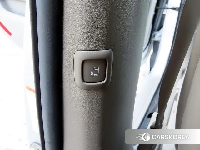 Kia The New Carnival 2019 Серебряный из Кореи, фото 6