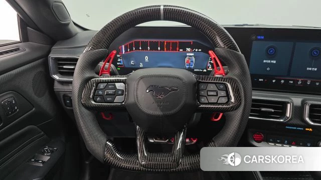 Ford Mustang 7th Generation 2024 Черный из Кореи, фото 6