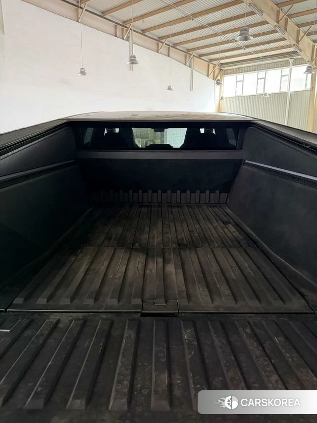 Tesla Cybercab 2026 Серебристо-серый из Китая, фото 6