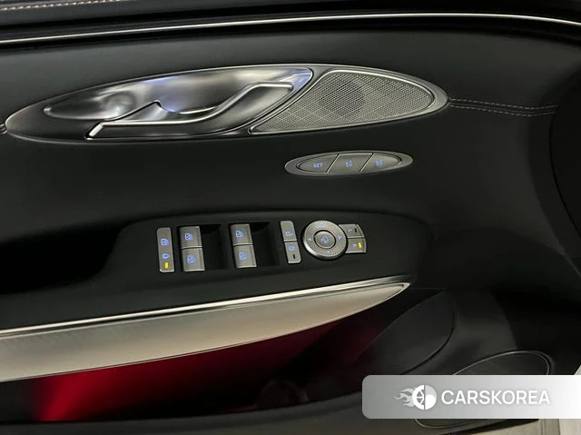 Genesis GV70 2021 Белый из Кореи, фото 6